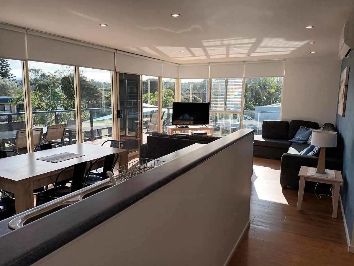 Grandeur Holiday Units Merimbula